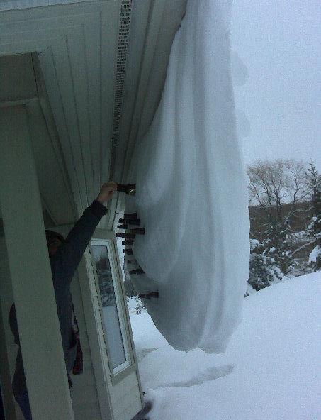 Canadian refrigerator based on snow